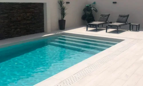 Forest-Piscine-Blanc.webp Forest-Piscine-Blanc.webp